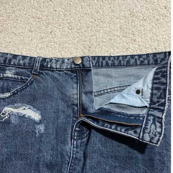 Free People Denim Mini Skirt Womens Sz 6 Distressed Cute To Boot Blue Raw Hem - Picture 3 of 10